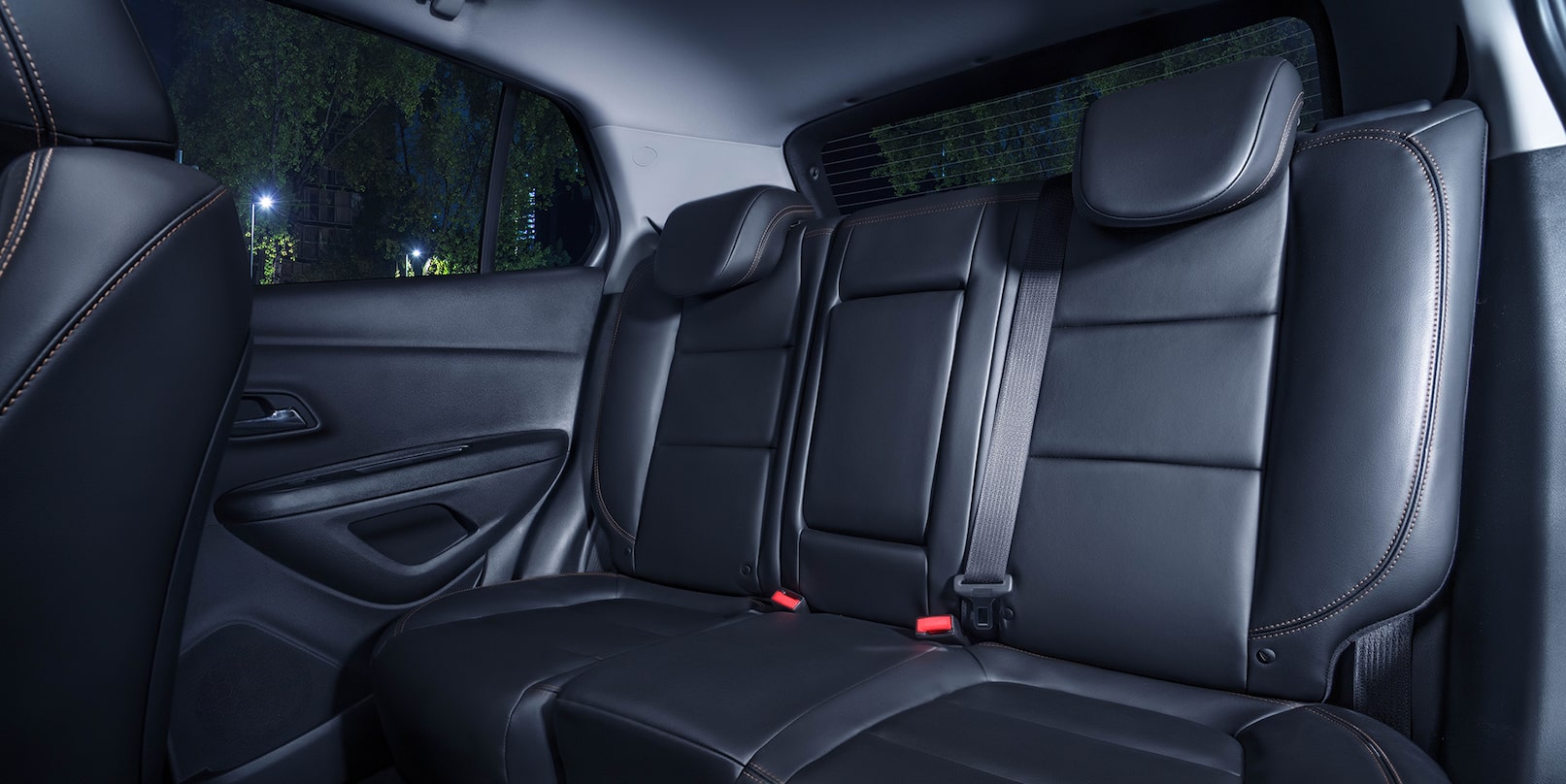 Surpreendente em todas as partes - Tracker Midnight