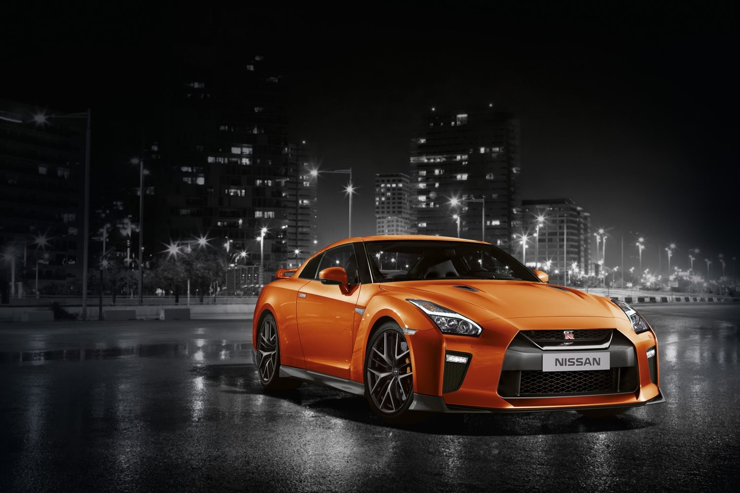 REDEFINA SEU CONCEITO DE VELOCIDADE - GT-R